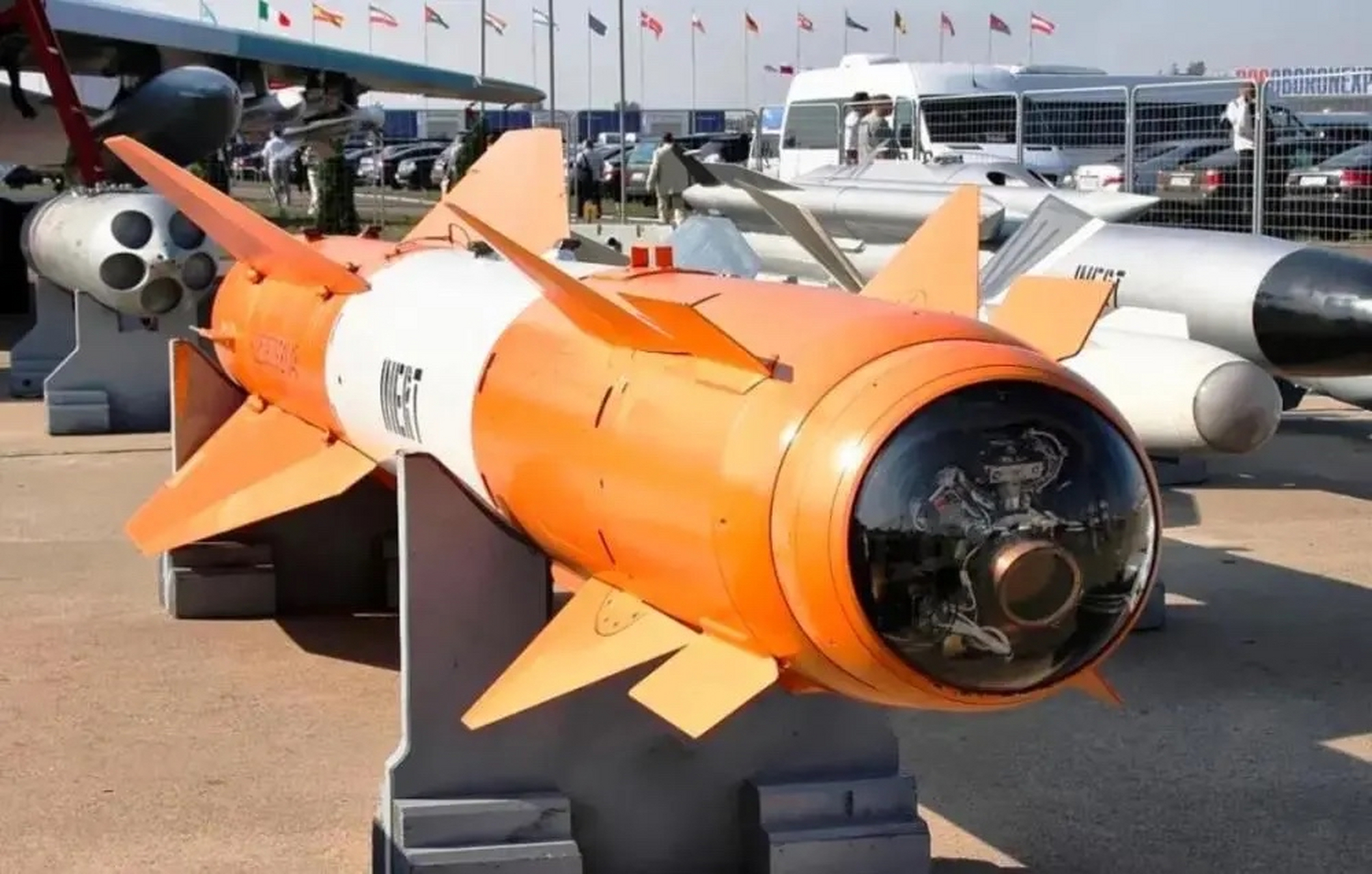 俄式电视制导炸弹