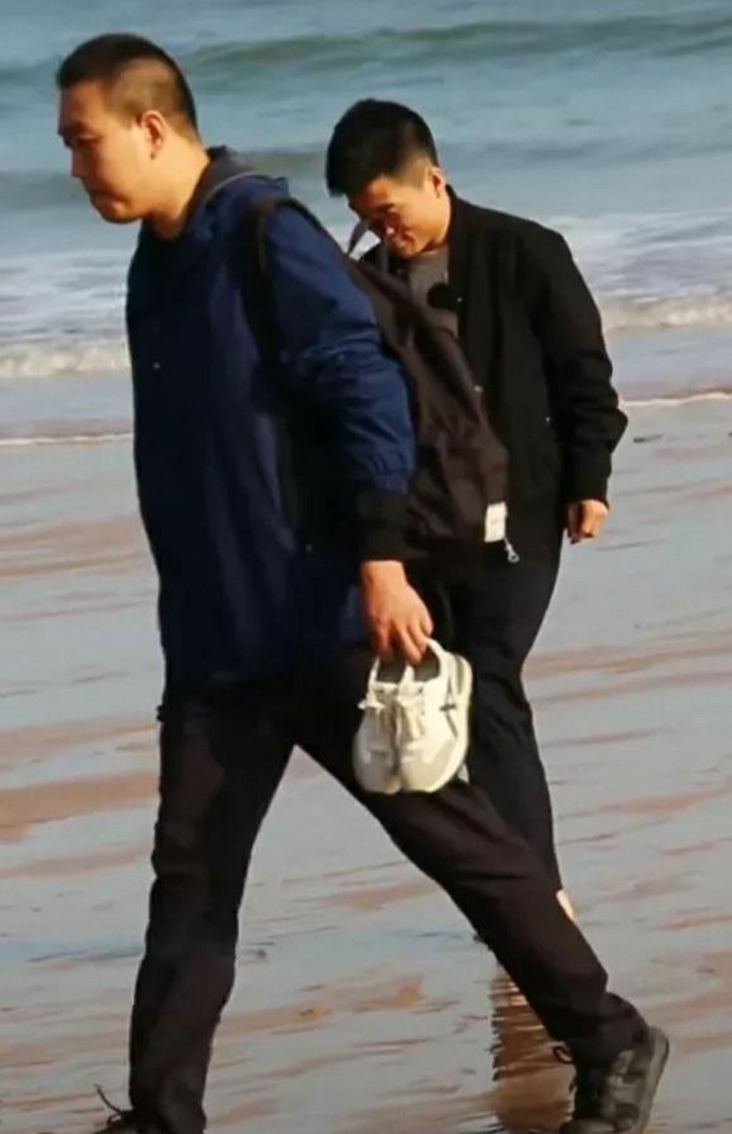 如果你不优秀,连给人提鞋都不配