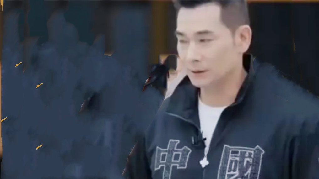 赵文卓以各种理由迟到给剧务组造成了付面影响希望他能改正错误