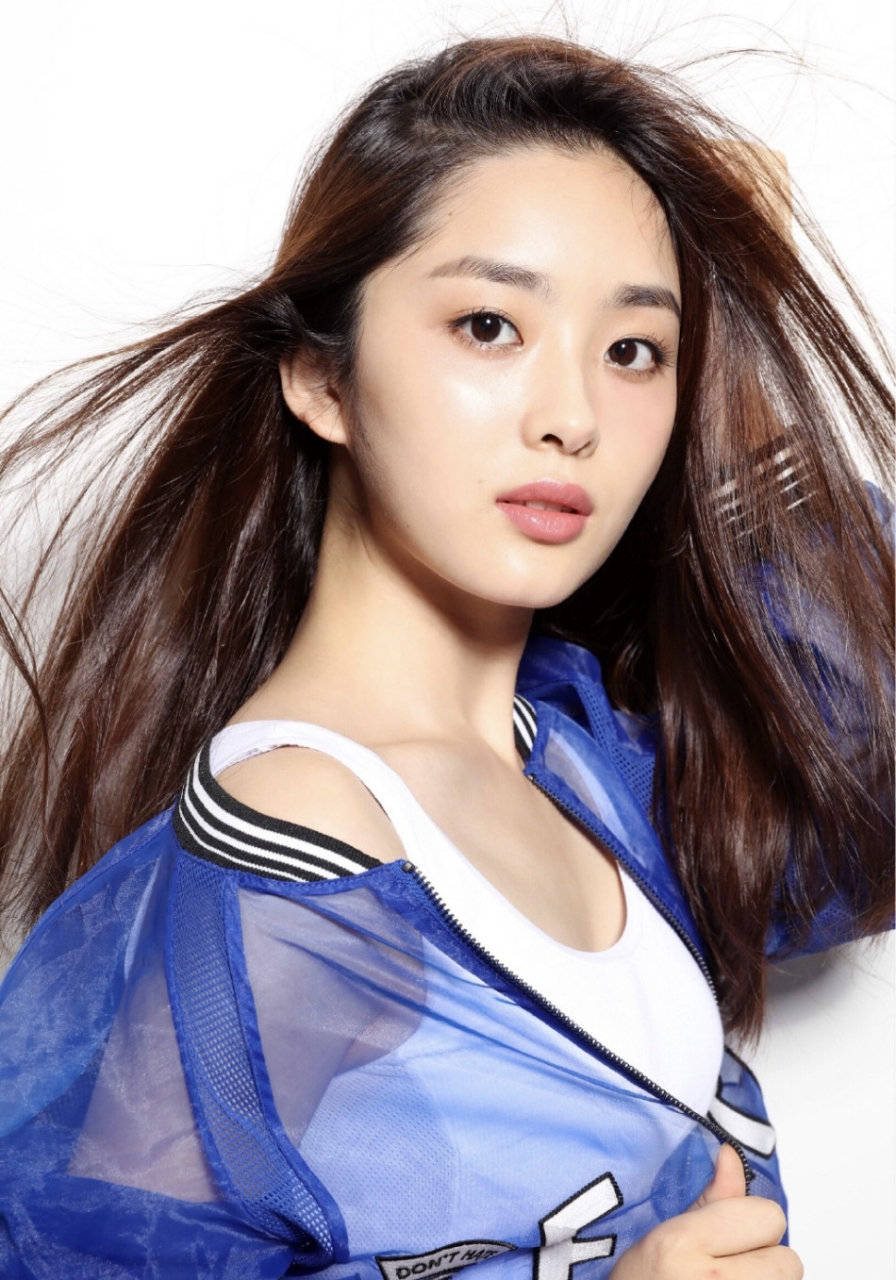 吴曼思,1999年3月27日出生于河南省新乡市,毕业于北京电影学院2016级