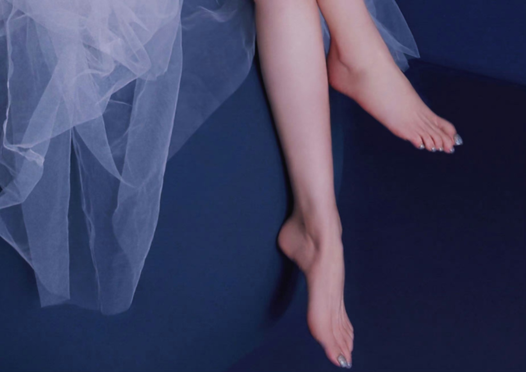 陈卓璇  光脚丫