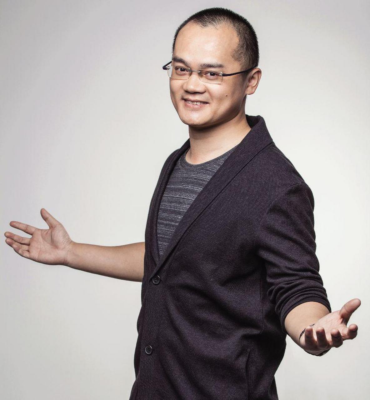 汤家凤评论美团王兴 身边很多人听过家凤老师的线下课,那时刚刚有微信