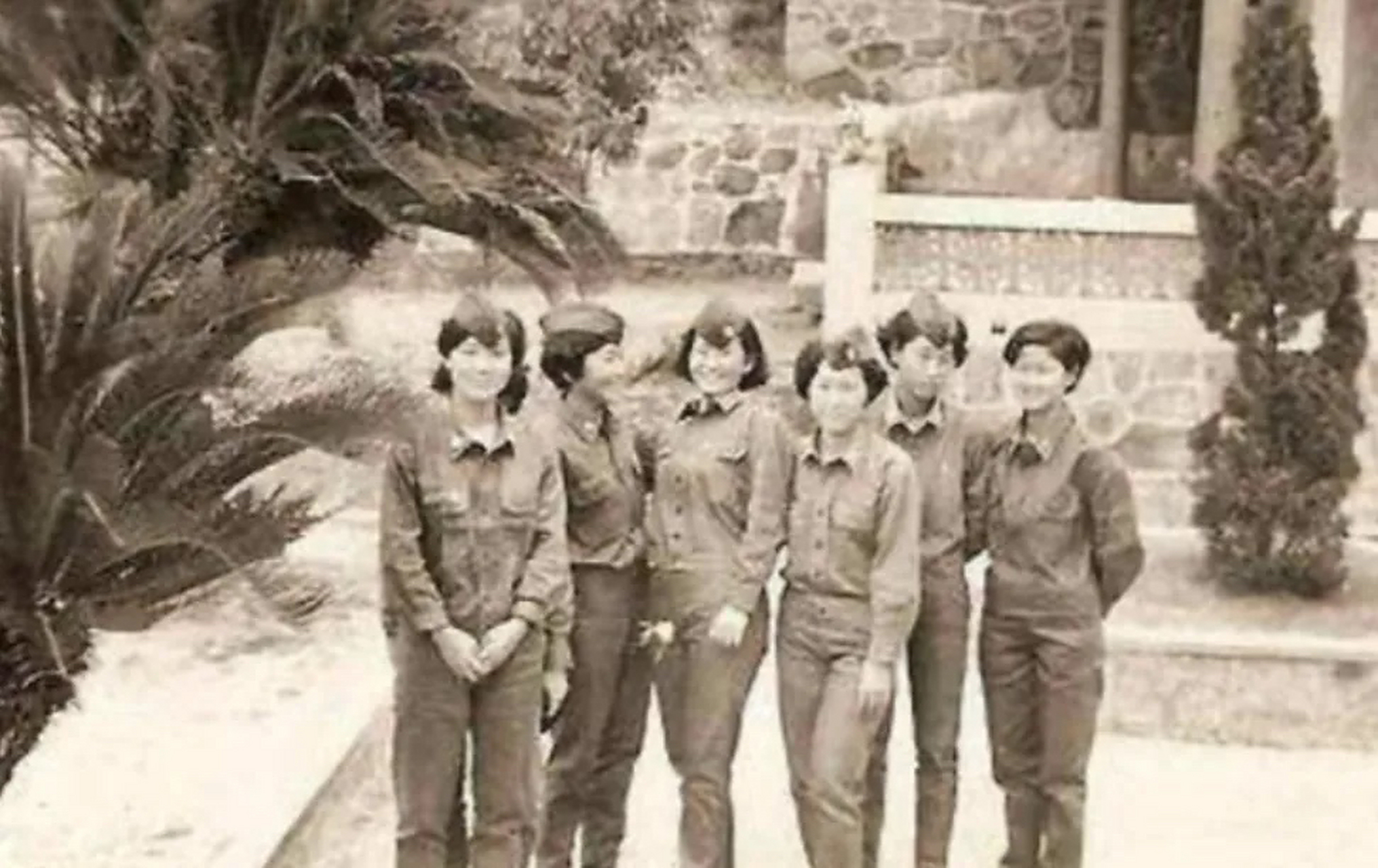 "戴笠情妇"国民党美女特工张春莲,为保命,改姓埋名嫁给农民,30年生下8