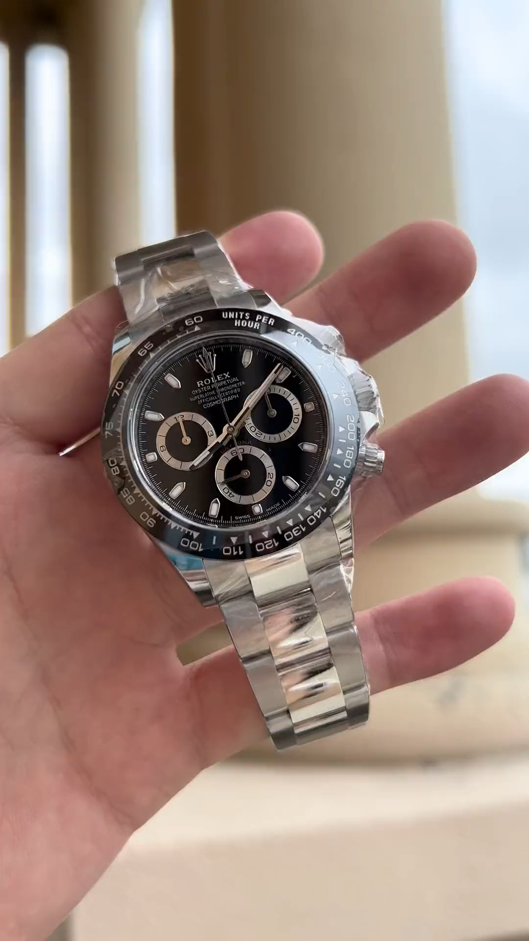 实拍劳力士黑钢迪腕表感觉完美表盘在太阳底下也能看得很清楚