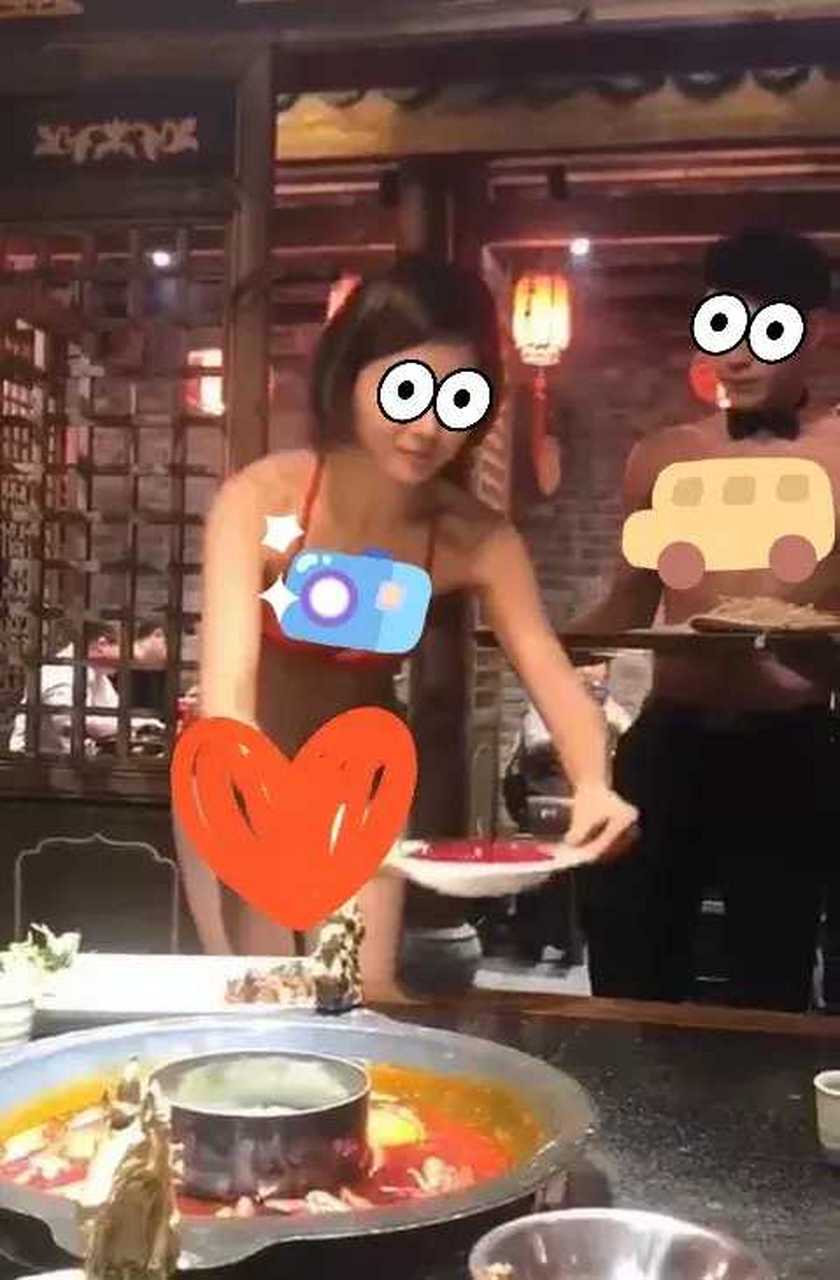 火锅店为了吸引顾客眼球,让服务员穿比基尼,如此袒胸露怀合适吗?