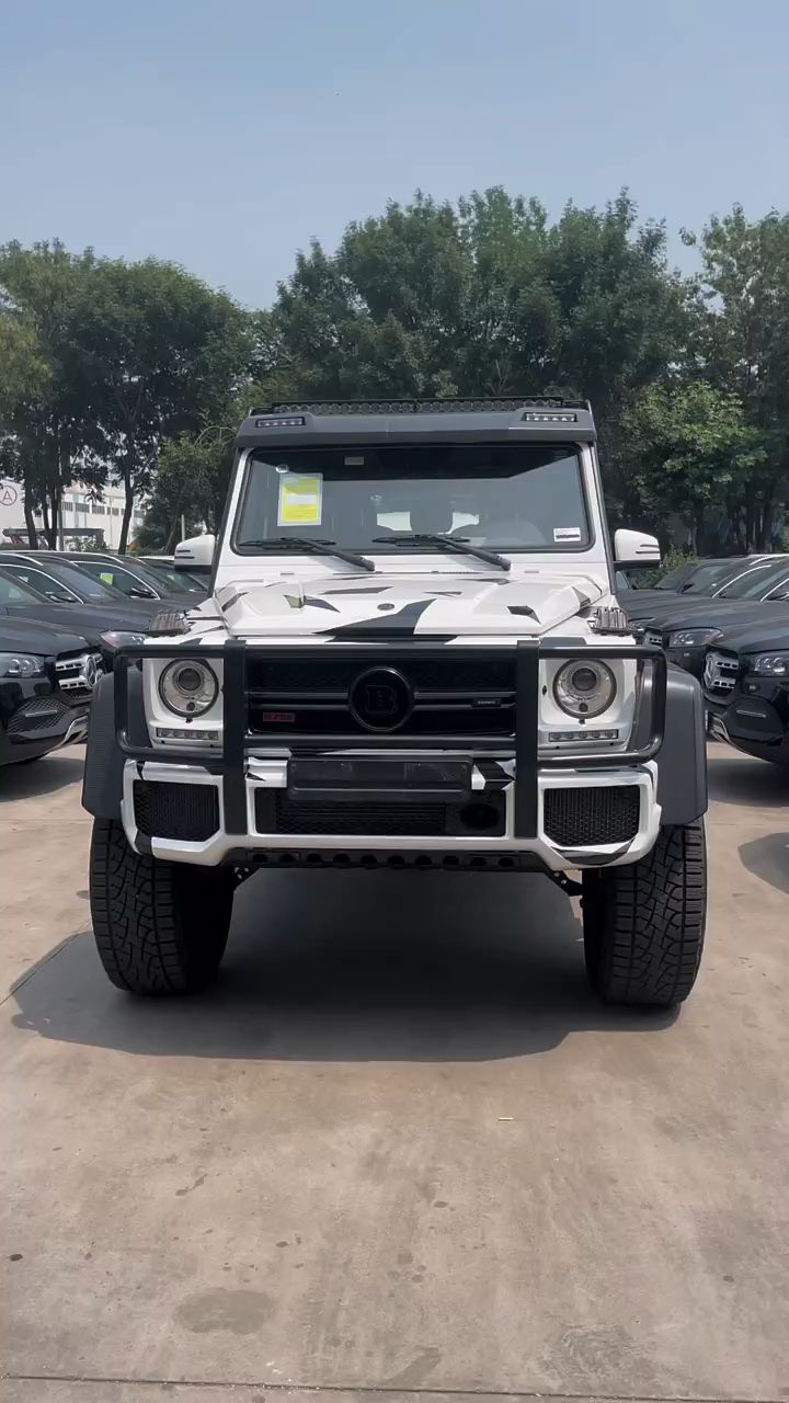 奔驰巴博斯4x4 汽车改装 硬派越野车 展示真实的效果!-度小视