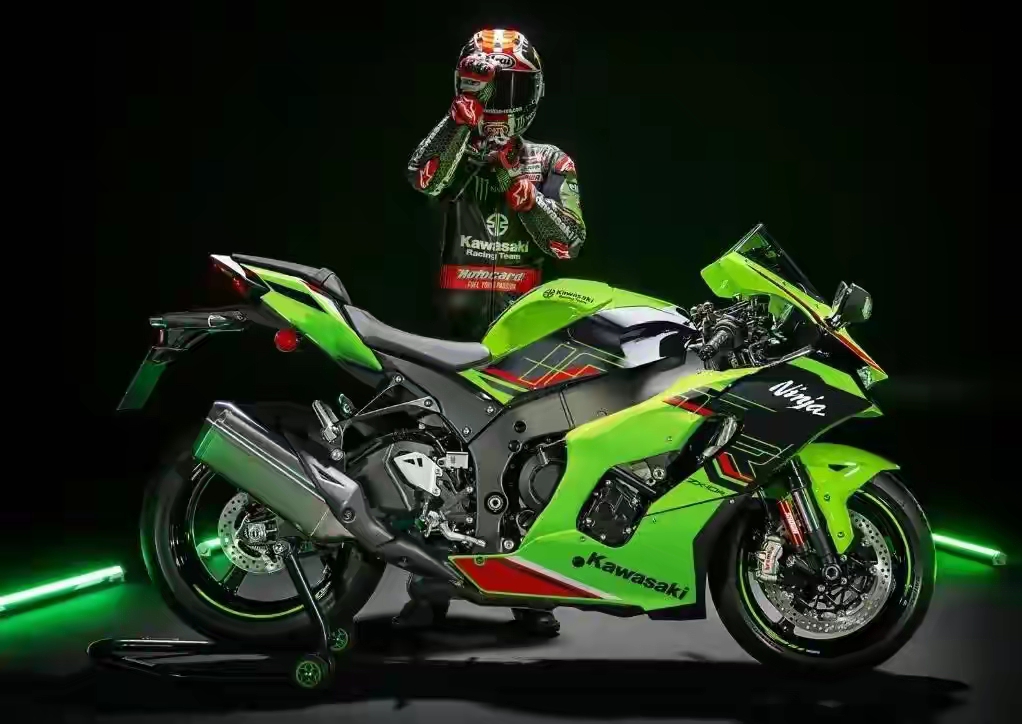 25.68w,霸气十足的大牛,23款川崎zx-10r