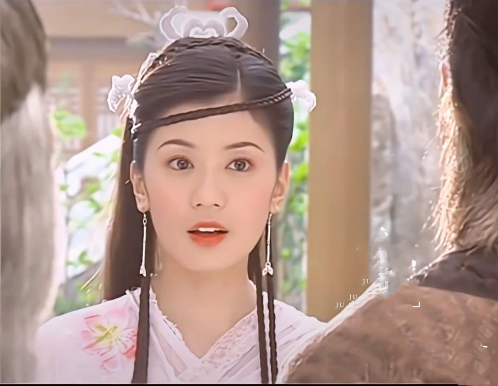苏有朋版《倚天屠龙记》女演员选的真好,尤其是这些女演员的眉型,每个