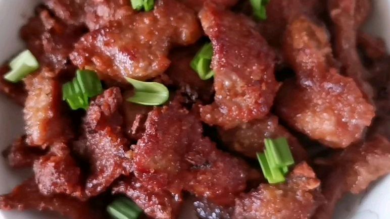 粉蒸肉好吃!但粉煎肉更好吃,香脆鲜嫩!你也试试吧