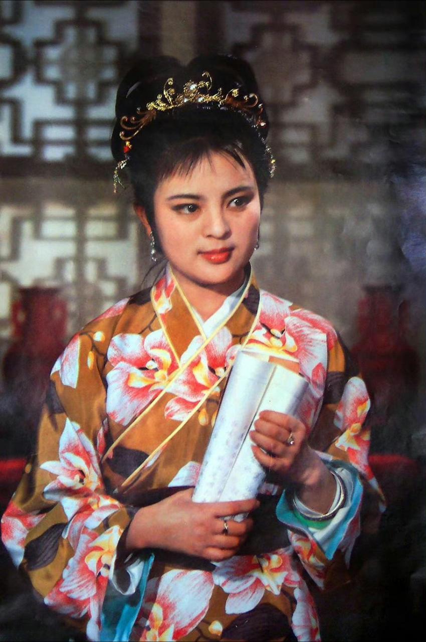 1987年,央视版电视剧《红楼梦》中贾探春扮演者东方闻樱的剧照 67