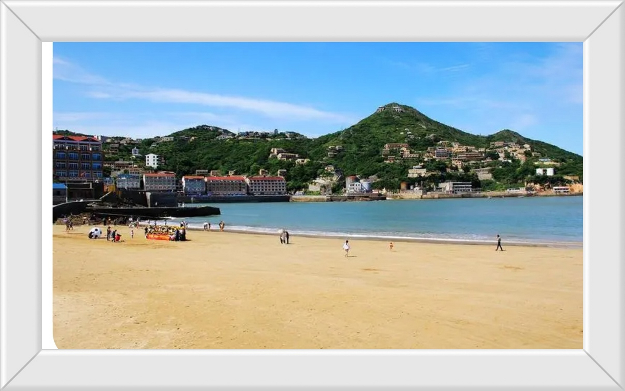 青岛金沙滩旅游攻略 青岛金沙滩风景区位于青岛市北部海滨,被誉为"