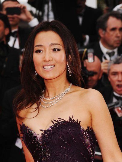 巩俐:如何做到57岁依旧美丽动人?