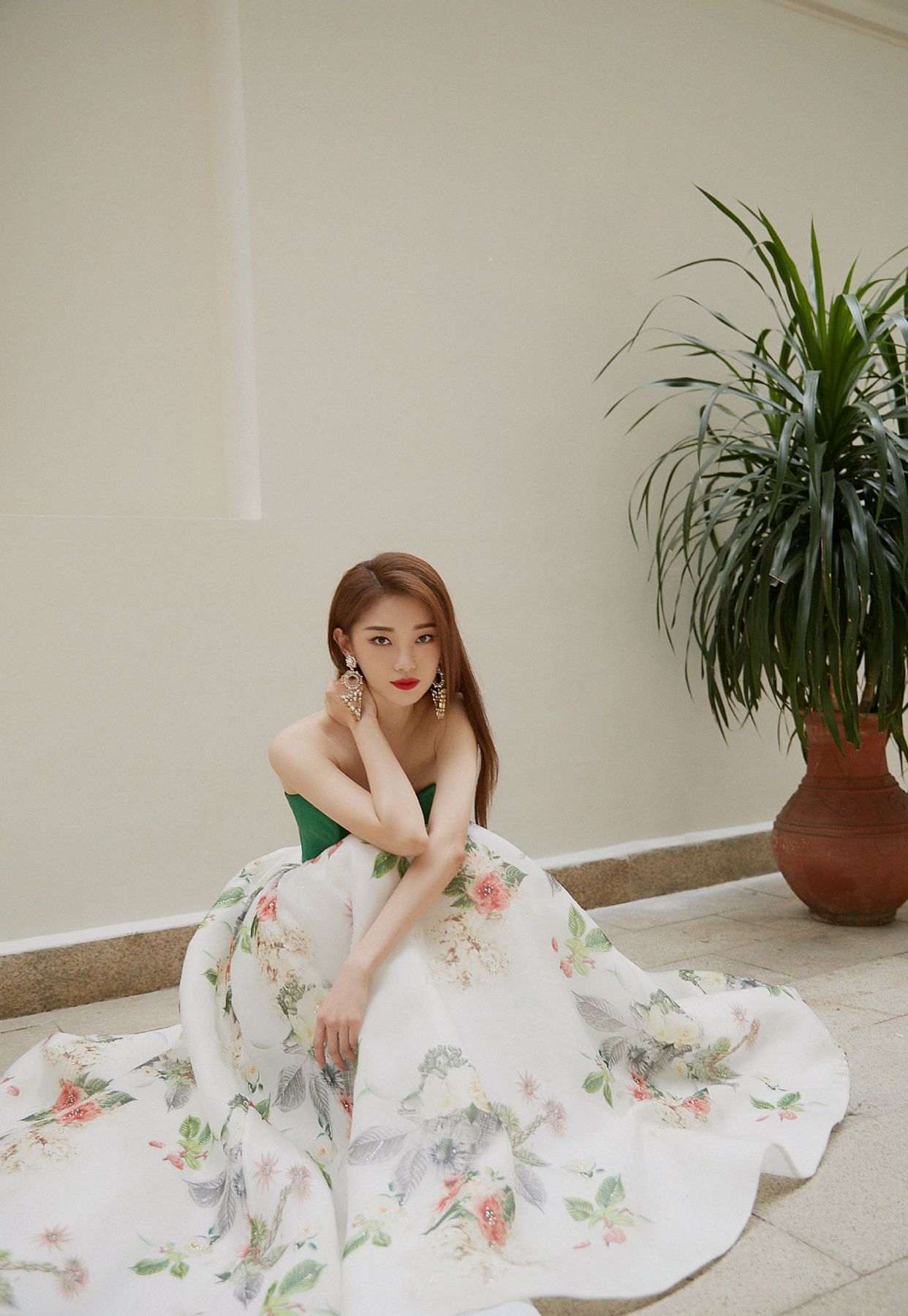 明星写真美图|田依桐