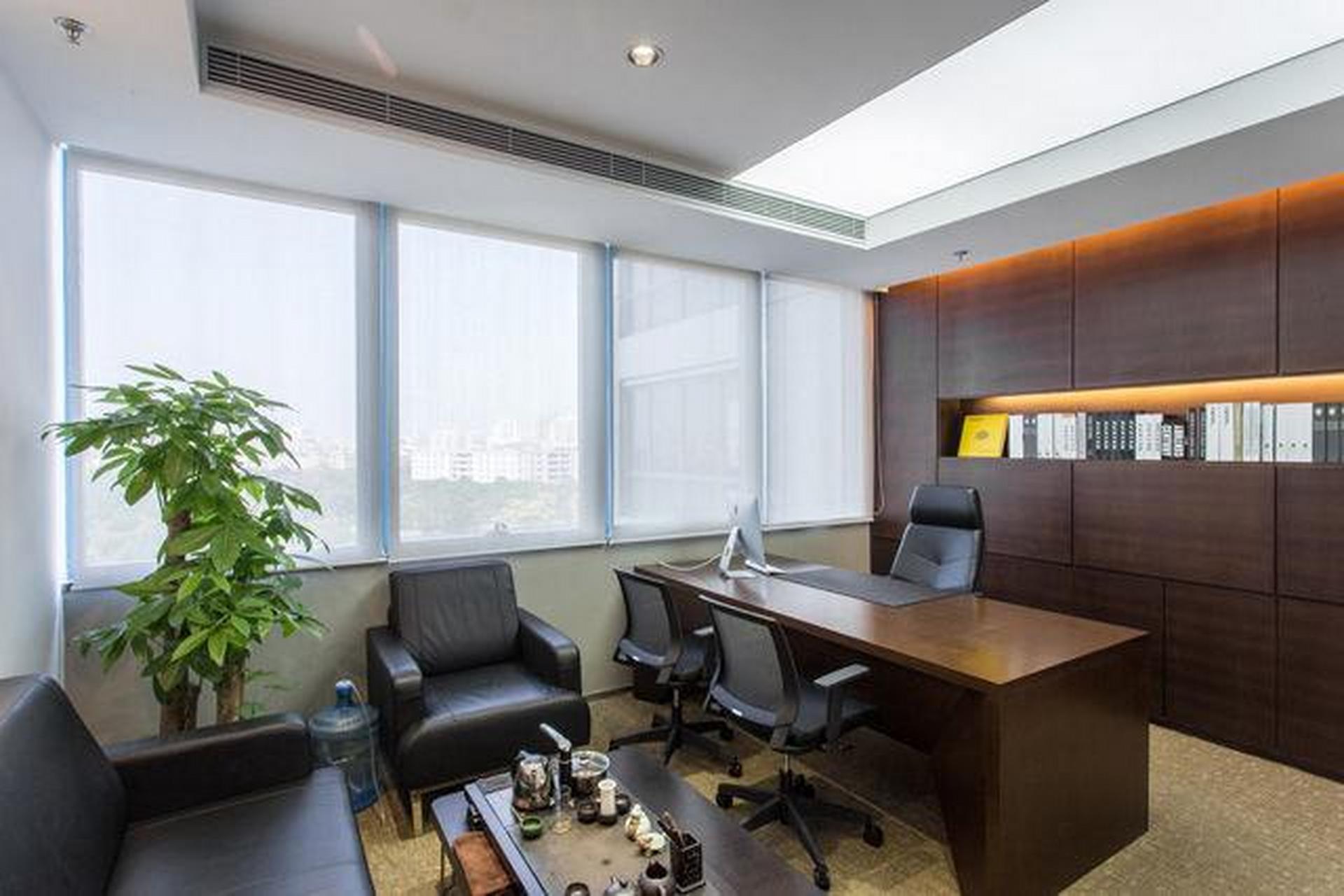 71#李理谦# 易学风水办公风水之办公桌的风水常识  一,保持办公桌