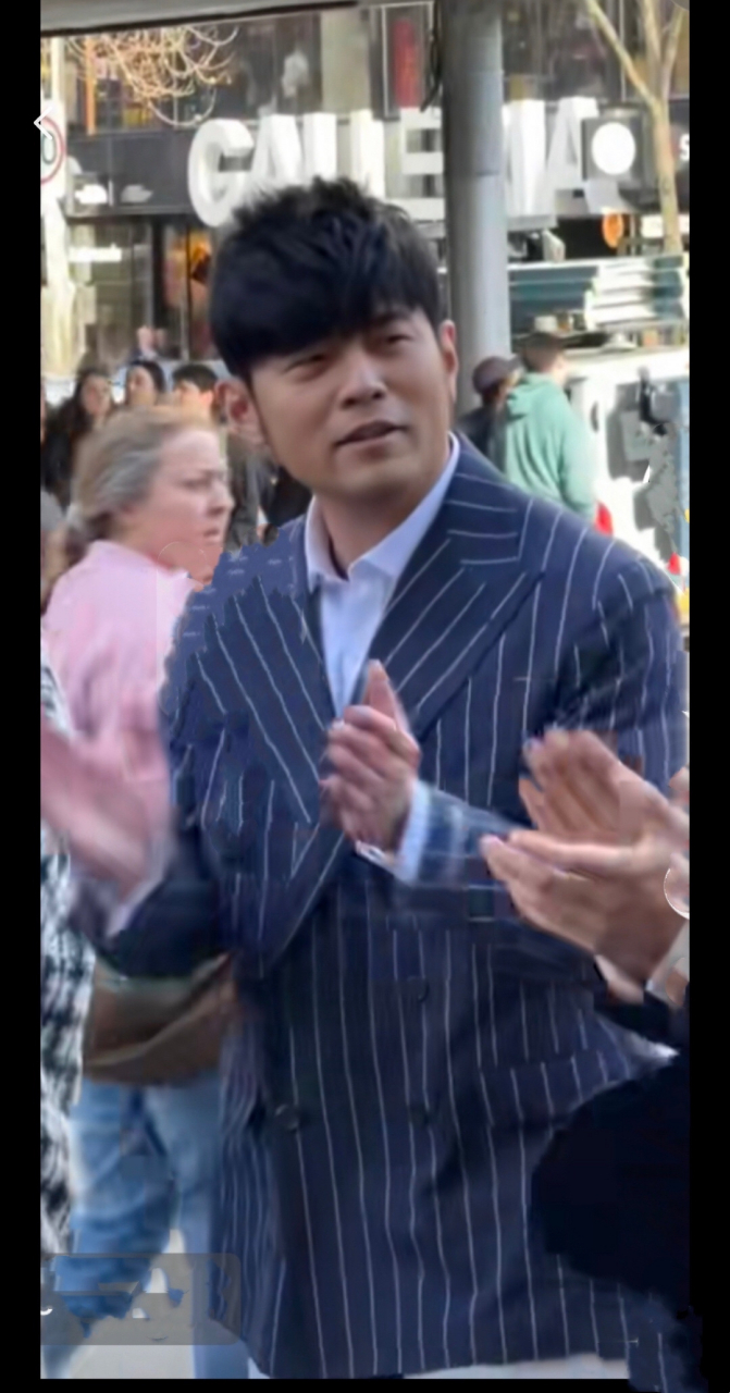 周杰伦长得越来越像陈赫和雷佳音的结合体[三哈]