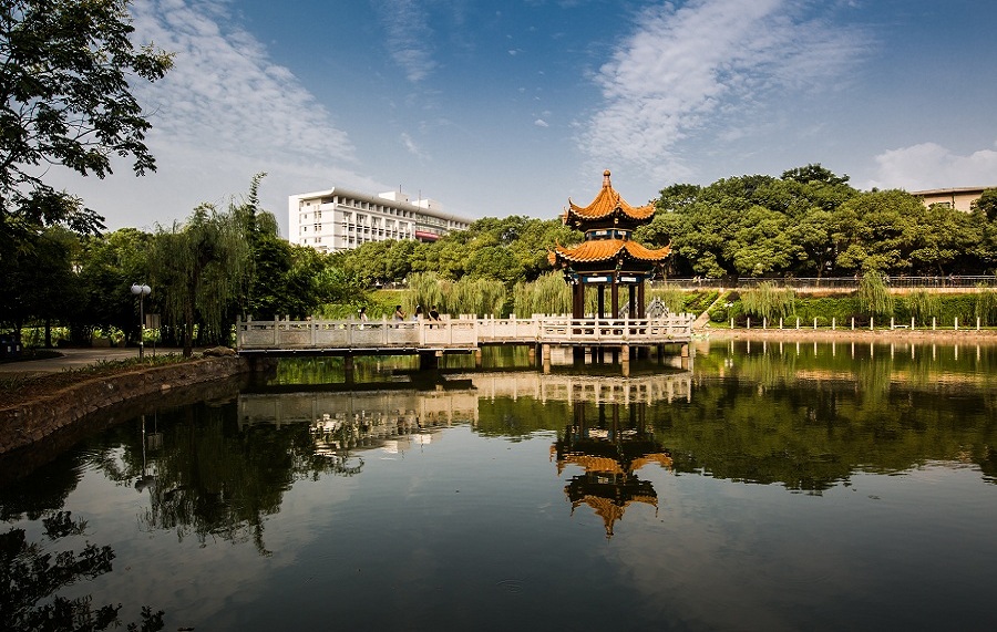 这所大学,建校不足一年就停办1.@教育新焦点的动态