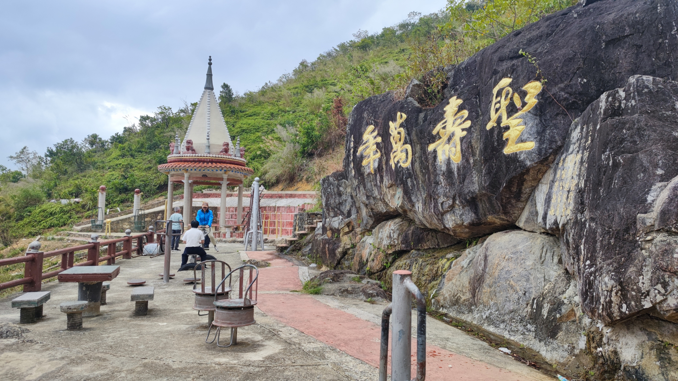 电白县霞洞镇图片