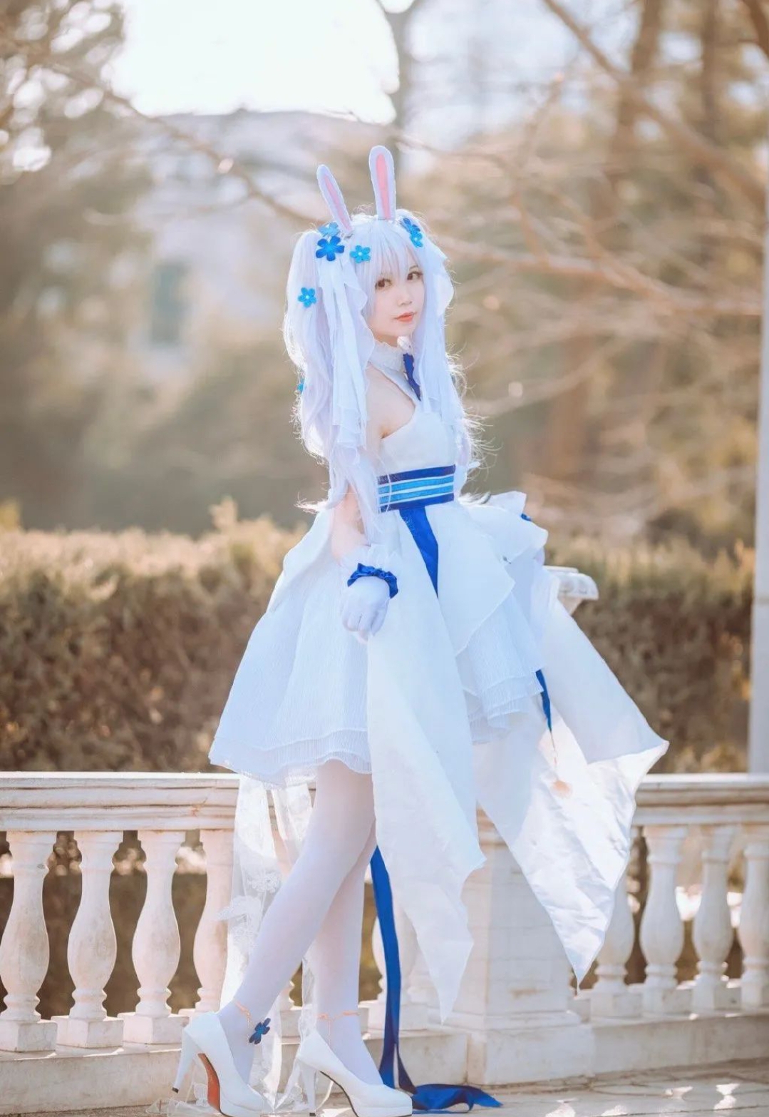 《碧蓝航线》白兔与誓约-拉菲cos