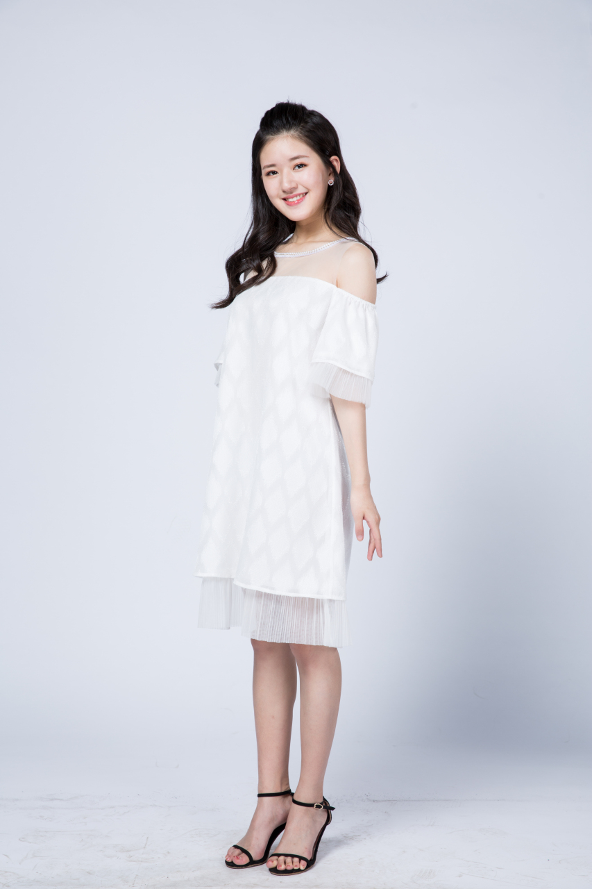 赵露思生图  美腿玉足合集