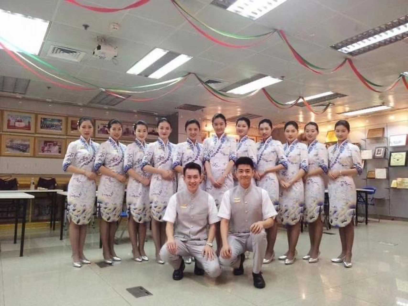 海航管控空姐体重:超重的停飞!律师:涉嫌违法