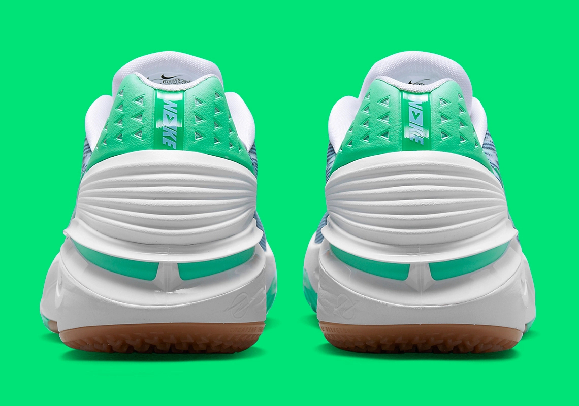 原色点缀这款即将推出的nike zoom gt cut 2