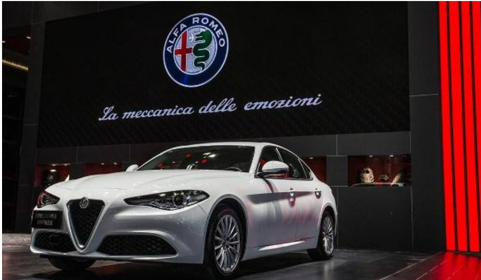 蛇形标志的跑车是什么车