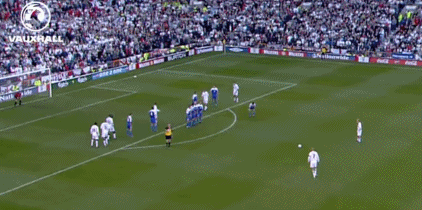 绿茵史记:盘点足坛知名技艺,"马赛回旋","圆月弯刀"上榜