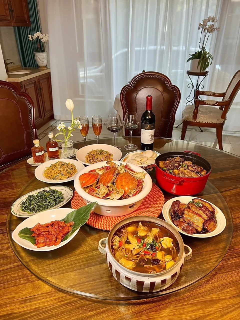 图一,湖南朋友请吃饭 图二,重庆朋友请吃饭 图三,广东朋友请吃饭