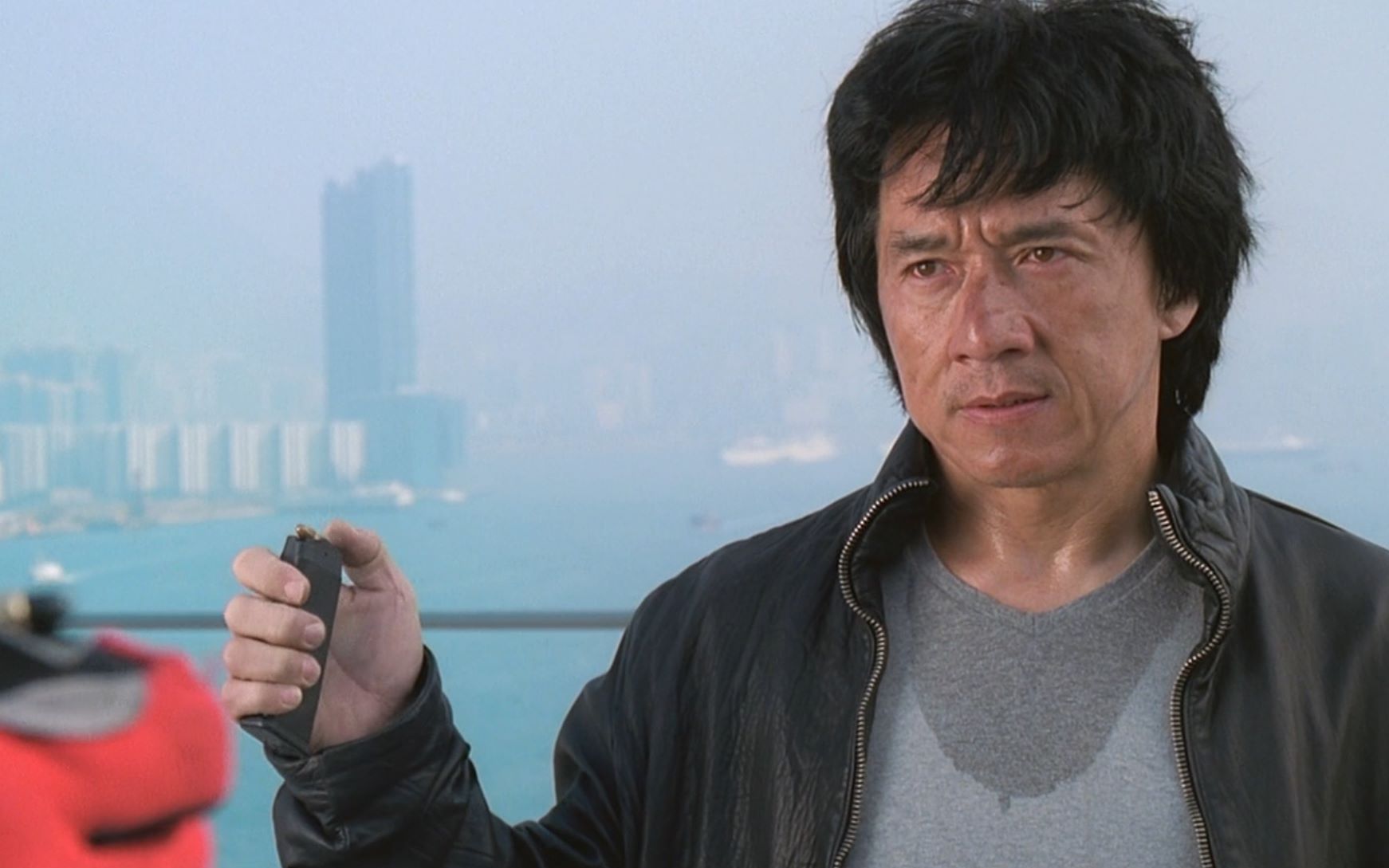 成龙监制,谢霆锋导演处女作《新警察故事2》官宣开机