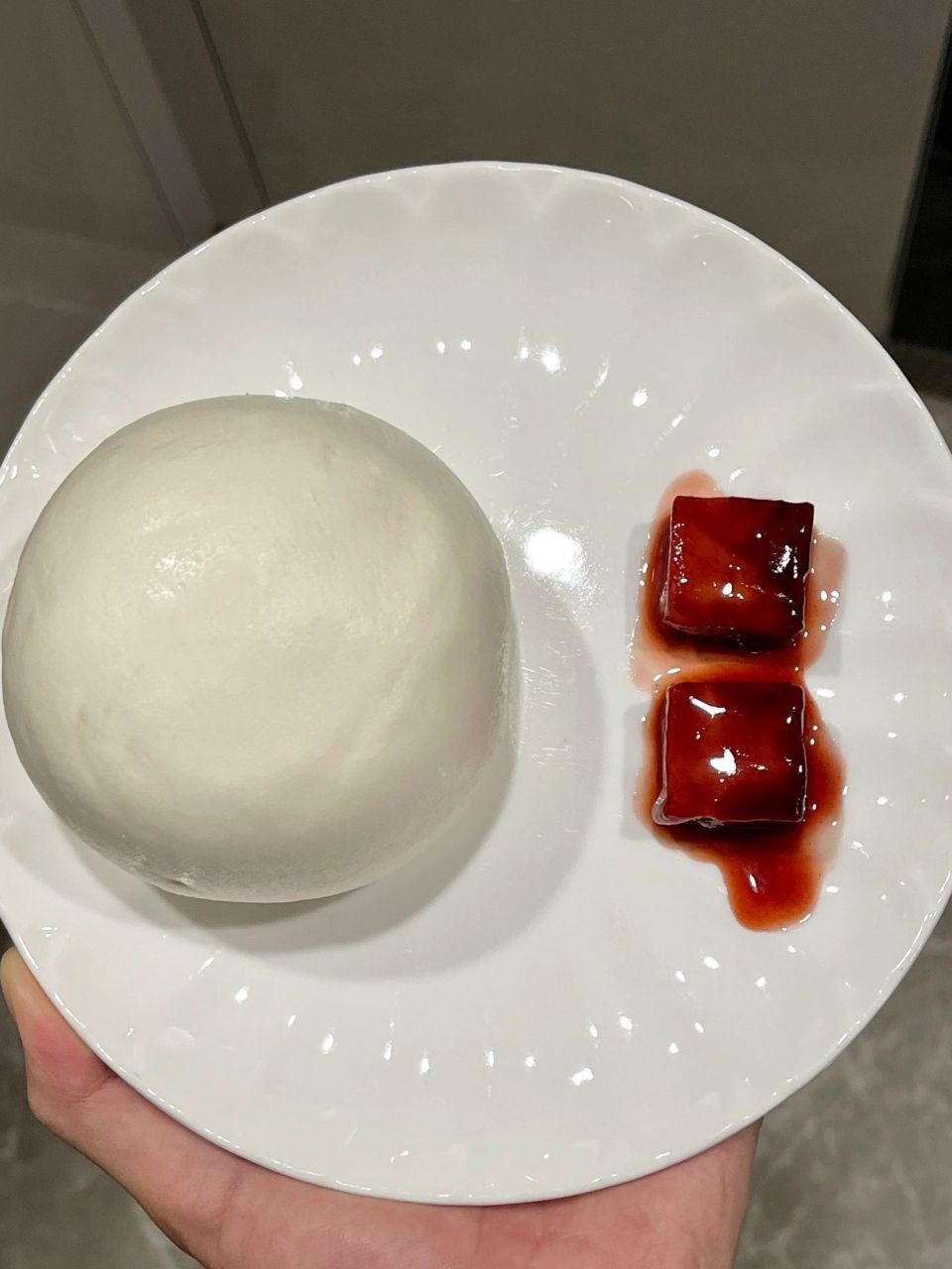 中式贝果"腐乳馒头" 外壳酥酥脆脆,腐乳咸香微甜搭配在一起真的好吃!