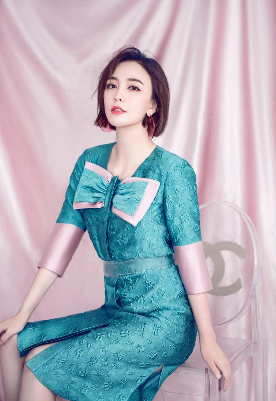 吕佳容美图分享