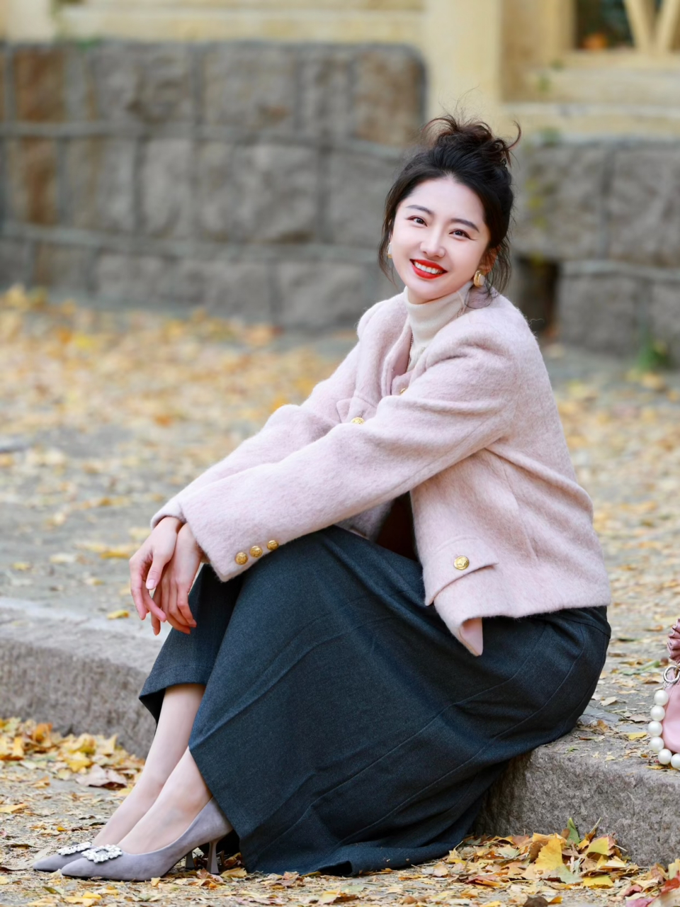 你要永远相信英语老师的小香风搭配,温婉端庄大气,粉嫩嫩的,爱了爱了