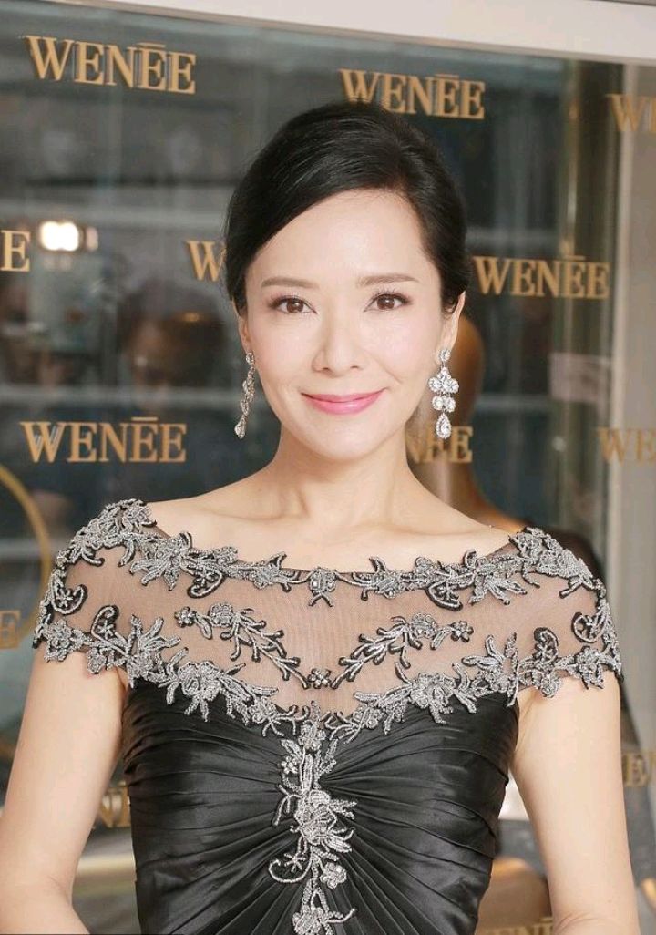 香港美女演员——港姐郭羡妮