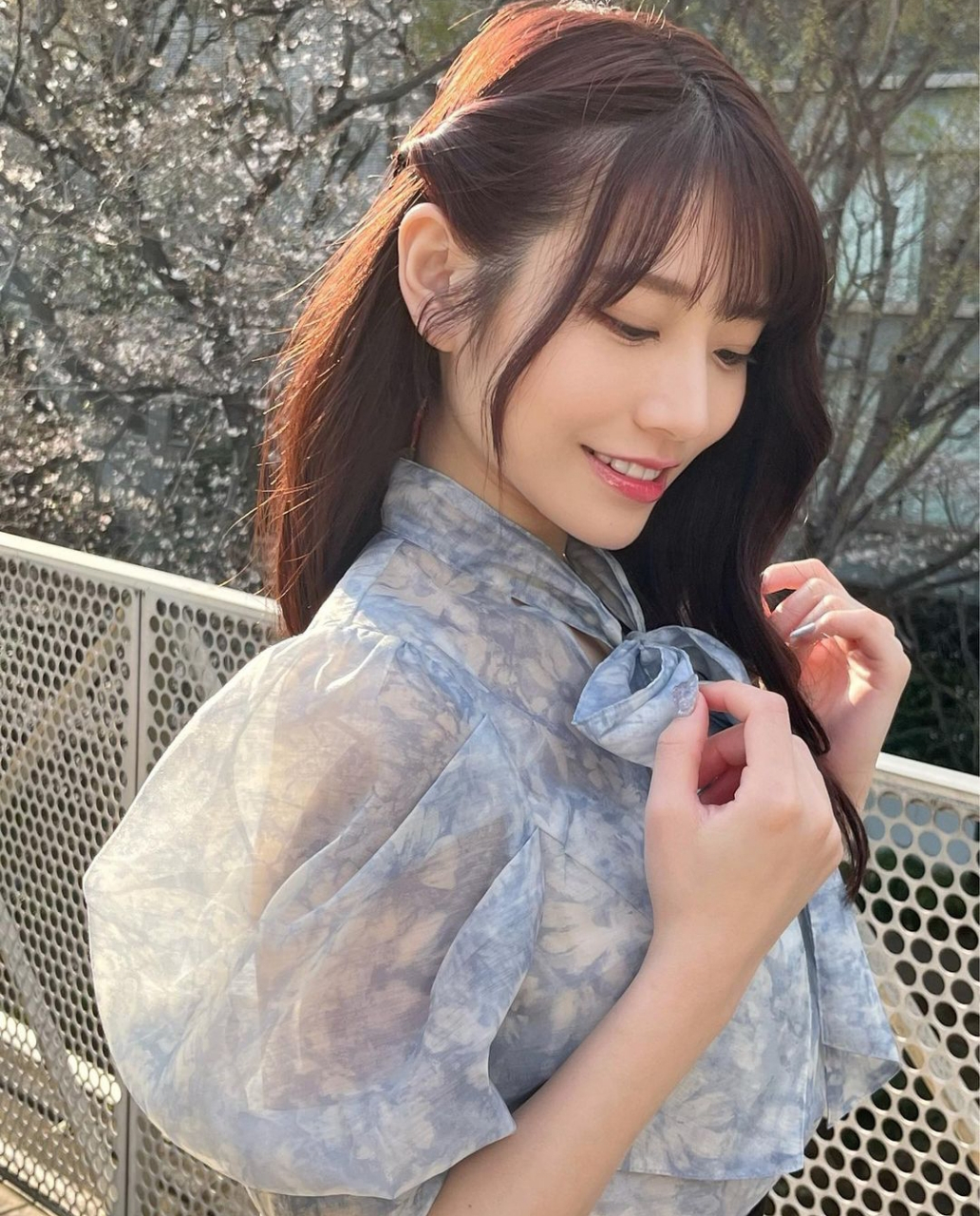 娇羞的河北彩花