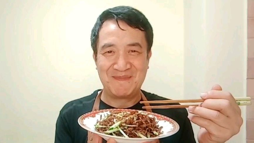自家腌制的芥菜疙瘩,还可以这样做着吃