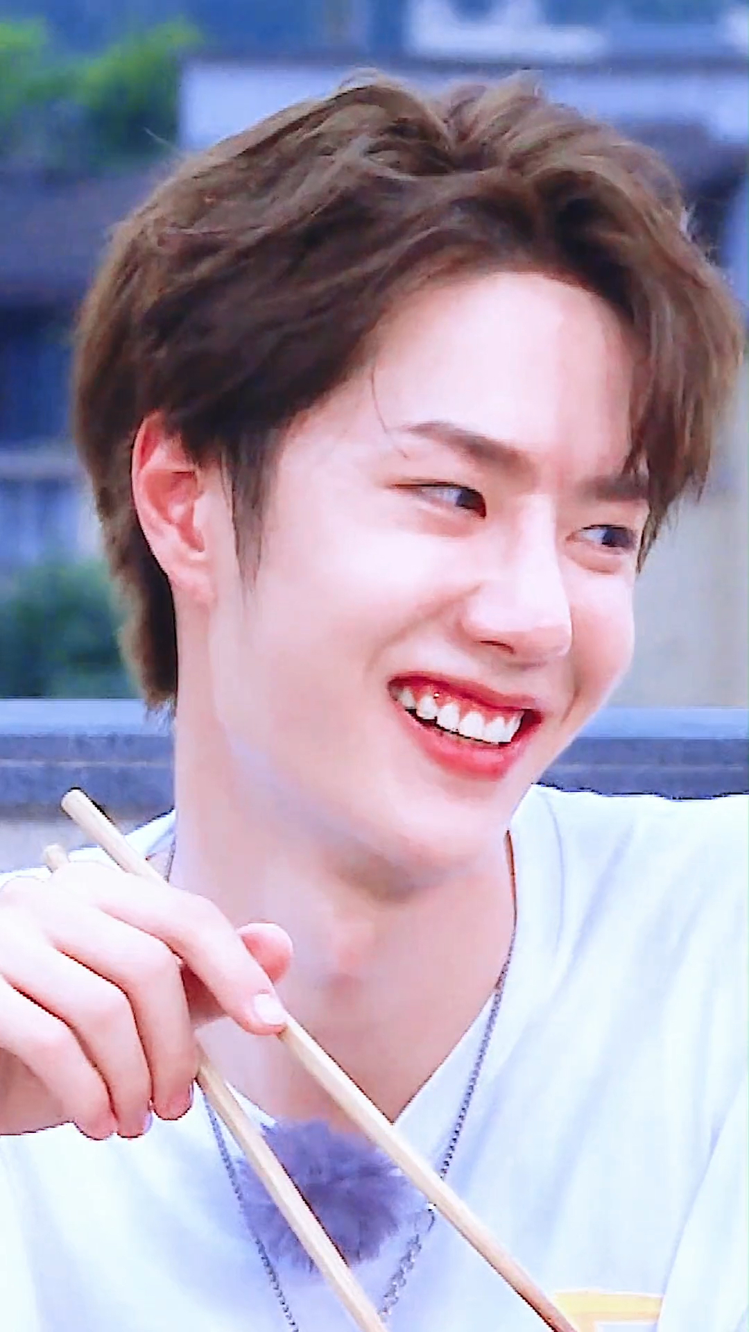 好喜欢王一博的笑