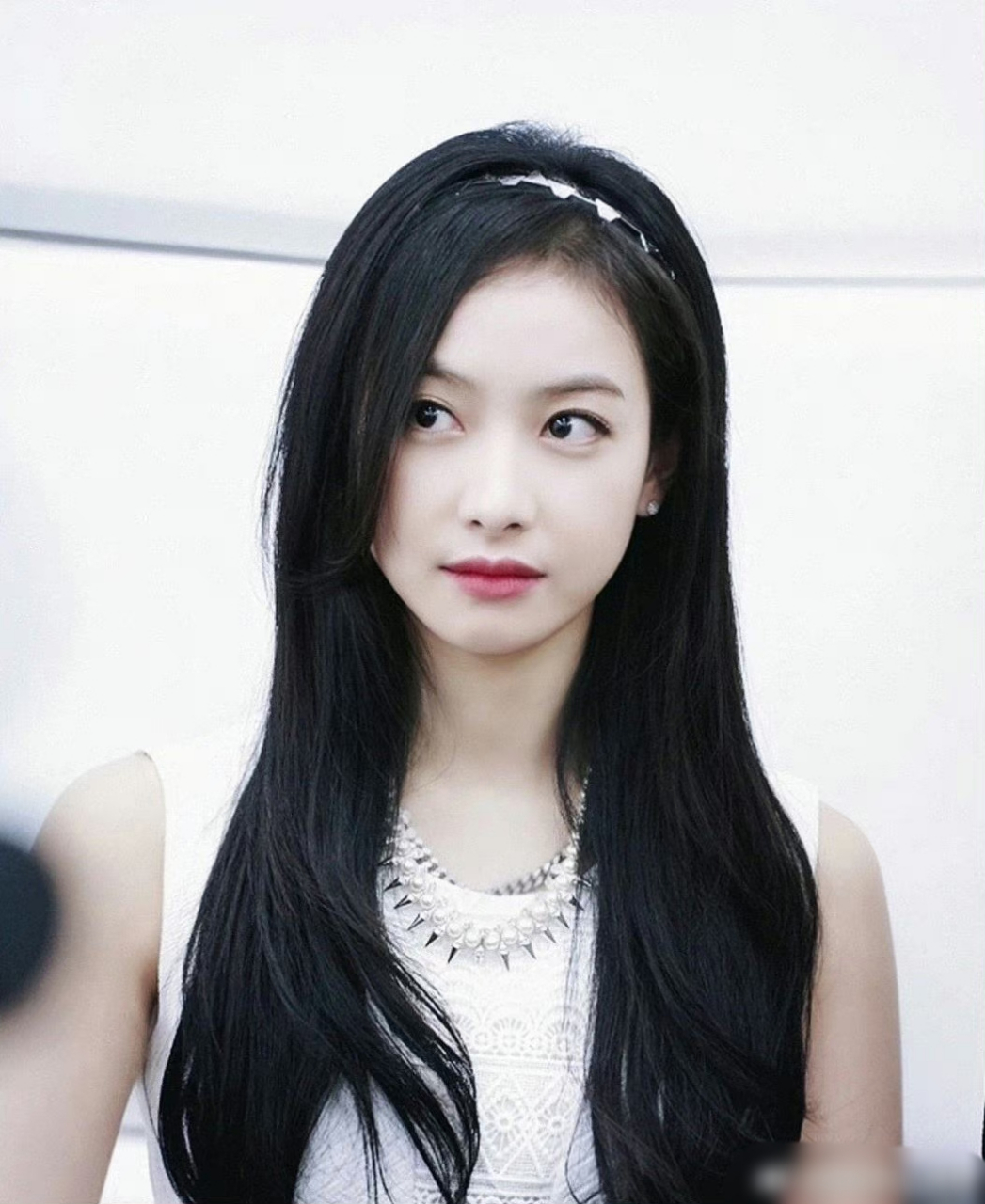 宋茜还是长头发比较好看,很漂亮