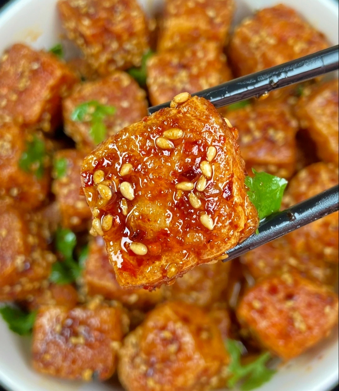 这样做的脆皮豆腐,香辣美味,外脆里嫩,一口一块还爆汁