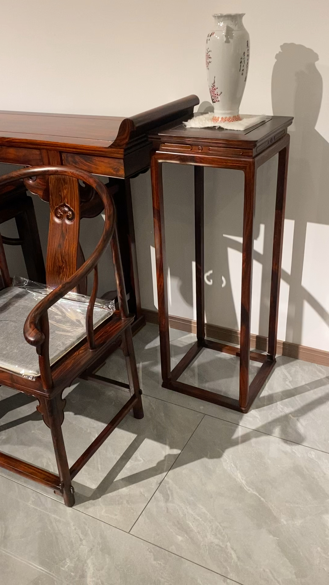 阔叶黄檀明式中堂六件套,简约而不简单,经典耐看有内涵!-度小视