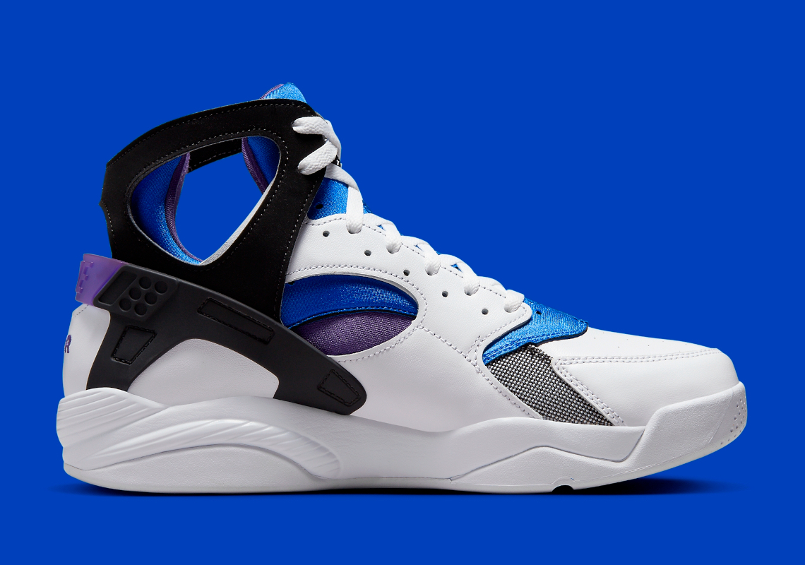 nike air flight huarache og亮相
