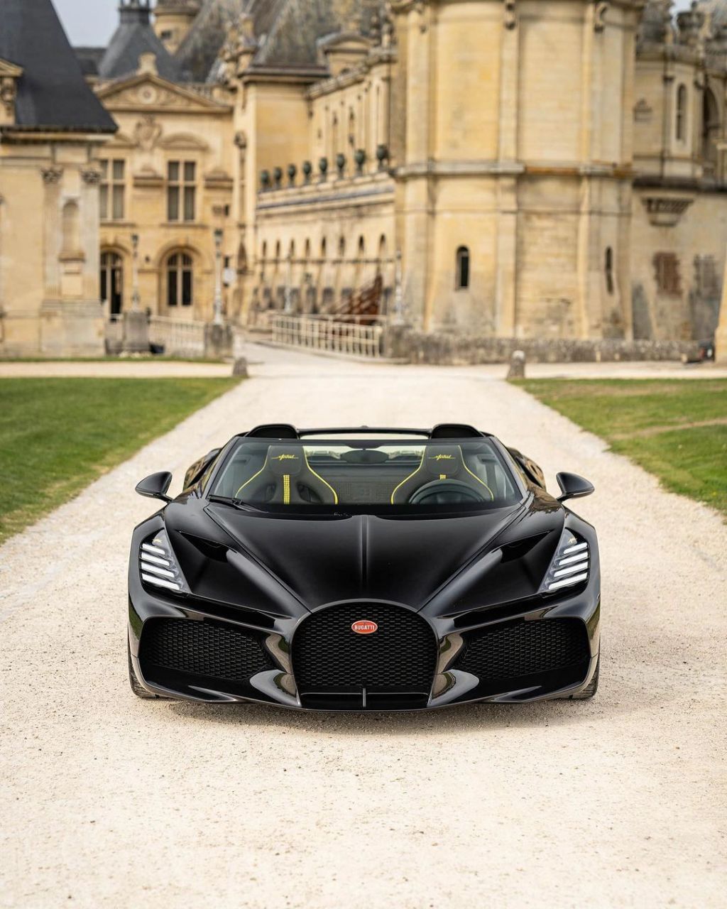 布加迪 w16 mistral