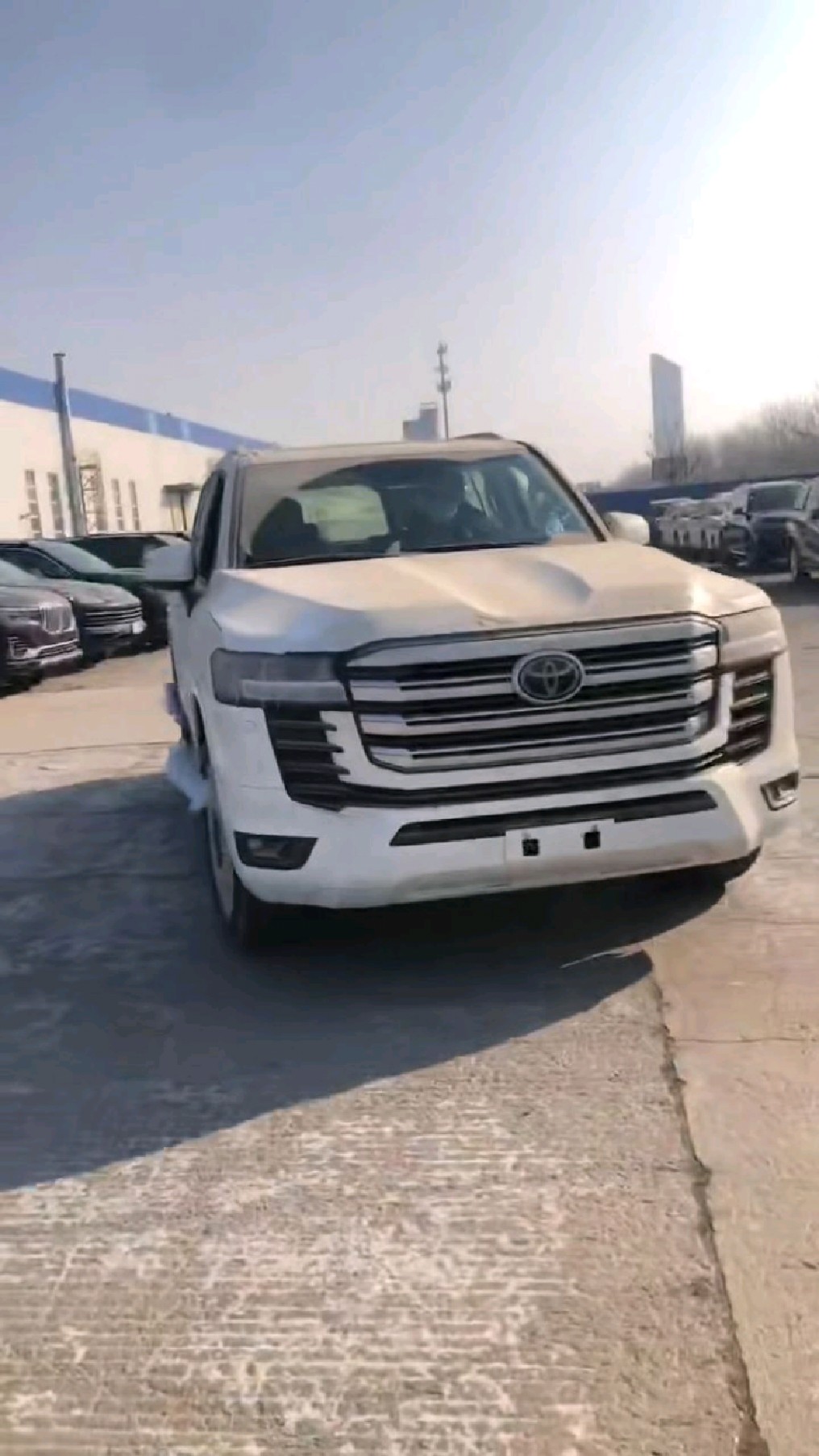 2022款中东版丰田陆巡lc300到港全新35t发动机高原动力损失更小新的