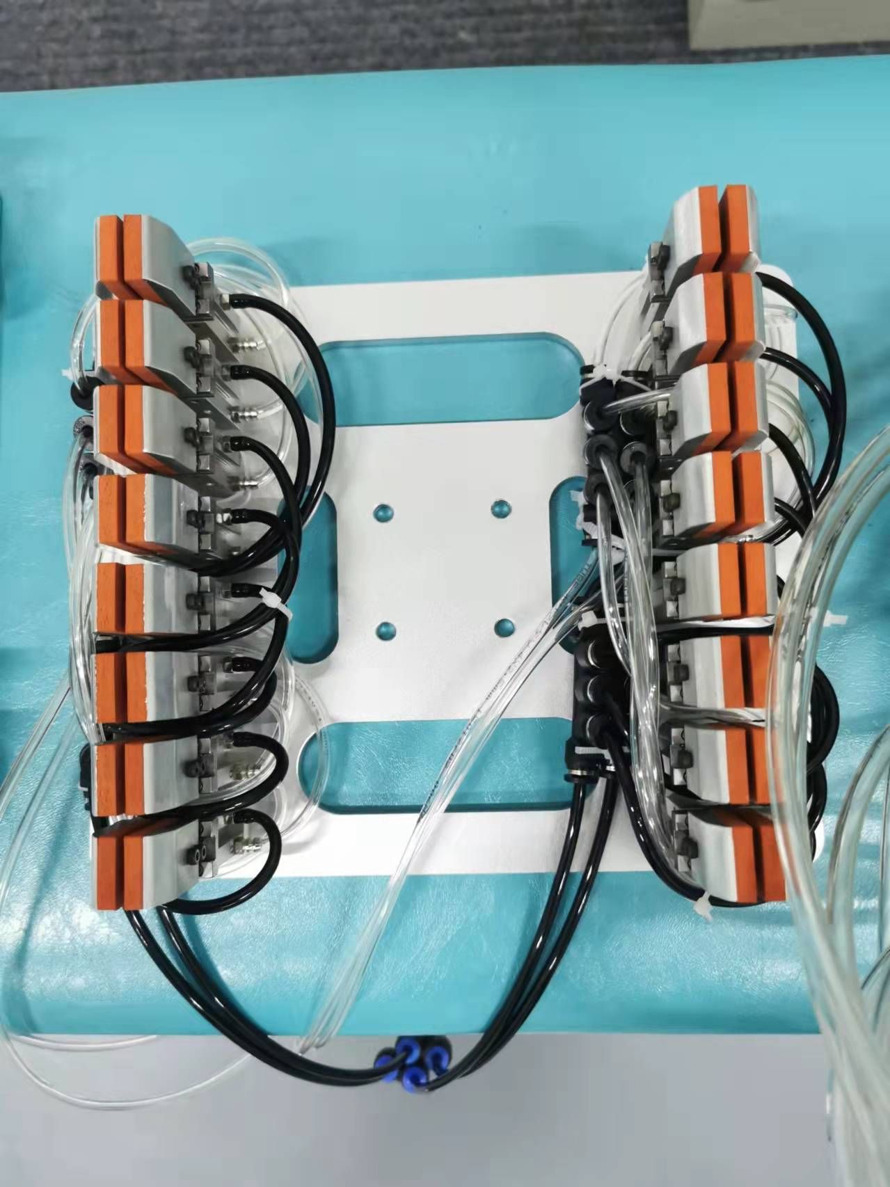 机械手治具,让你的机械手取产品更方便,更可靠