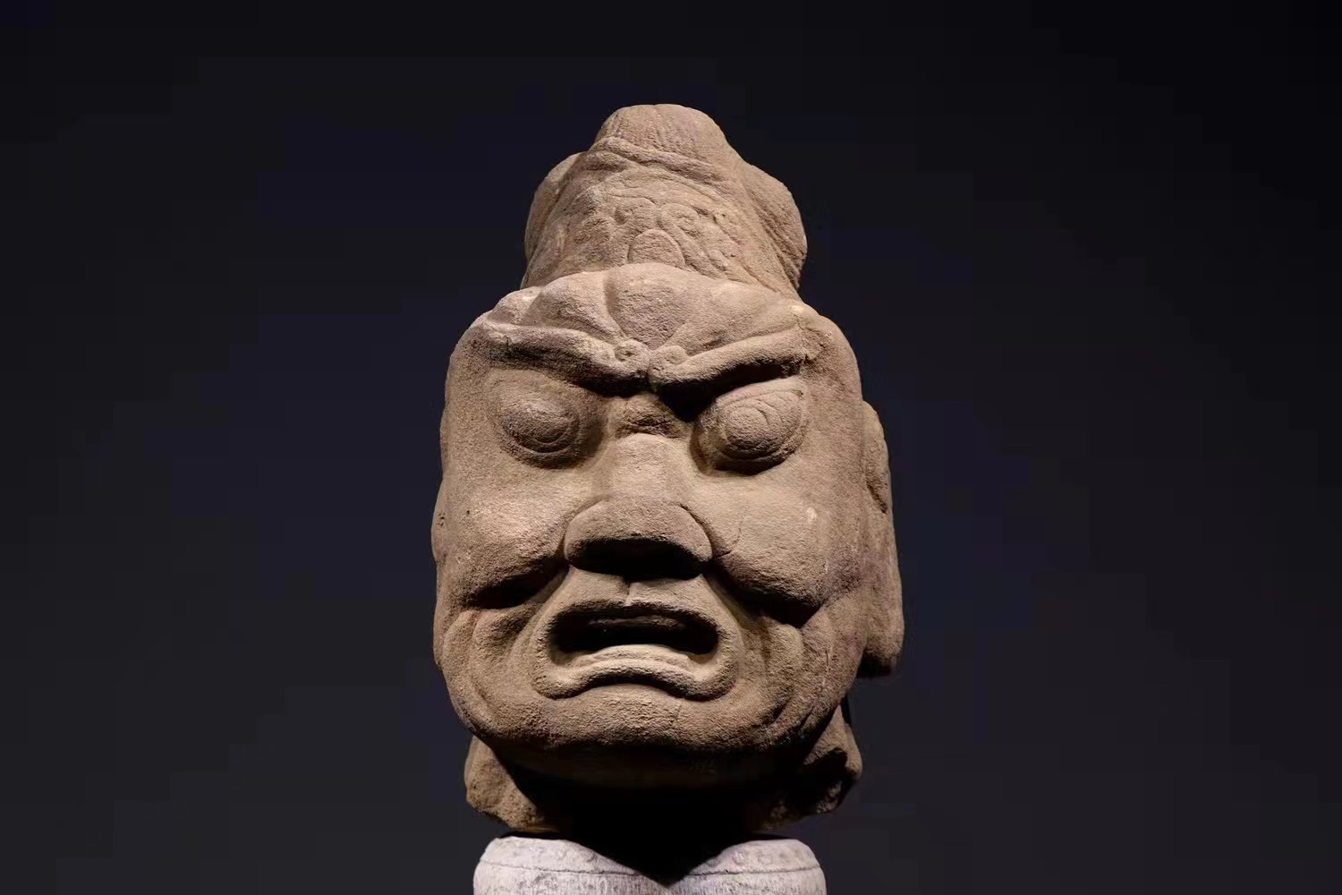 大个头力士石像,力士石像,空间石雕,石雕收藏,古代石刻