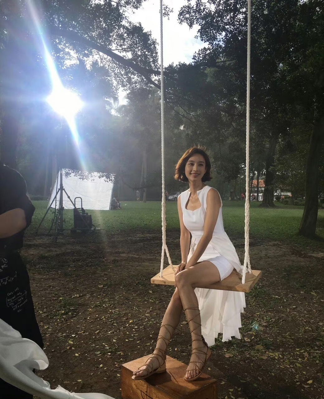 张俪 绑腿凉鞋美jio [爱你] #张俪