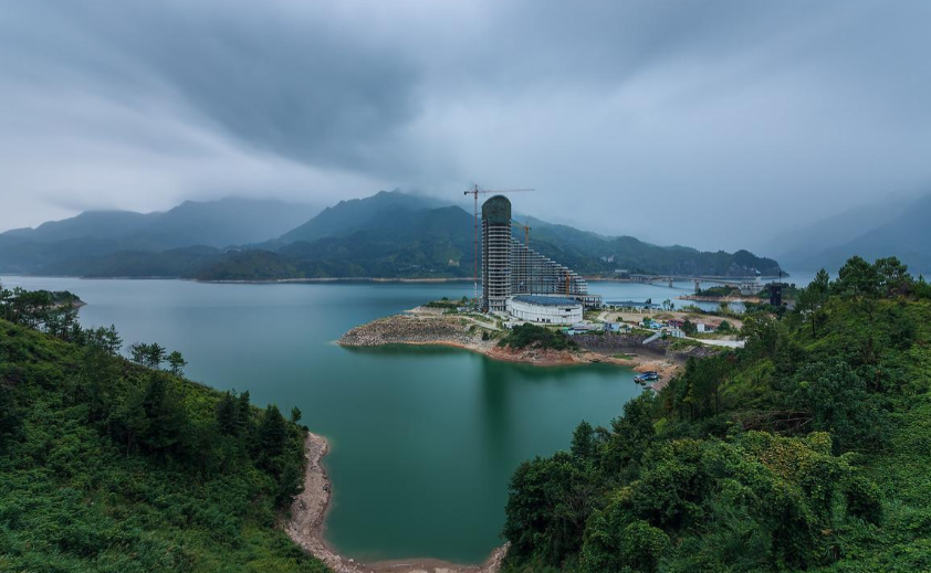 千峡湖:浙江的美丽人工湖.@迈开双腿看世界的动态