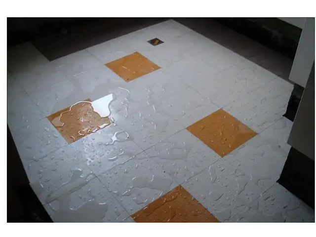 地面瓷砖冒水怎么处理