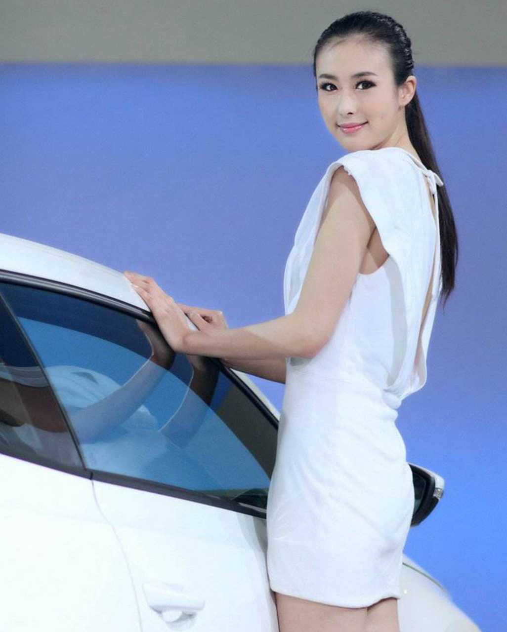 十几年前"第一车模""兽兽"翟凌旧照