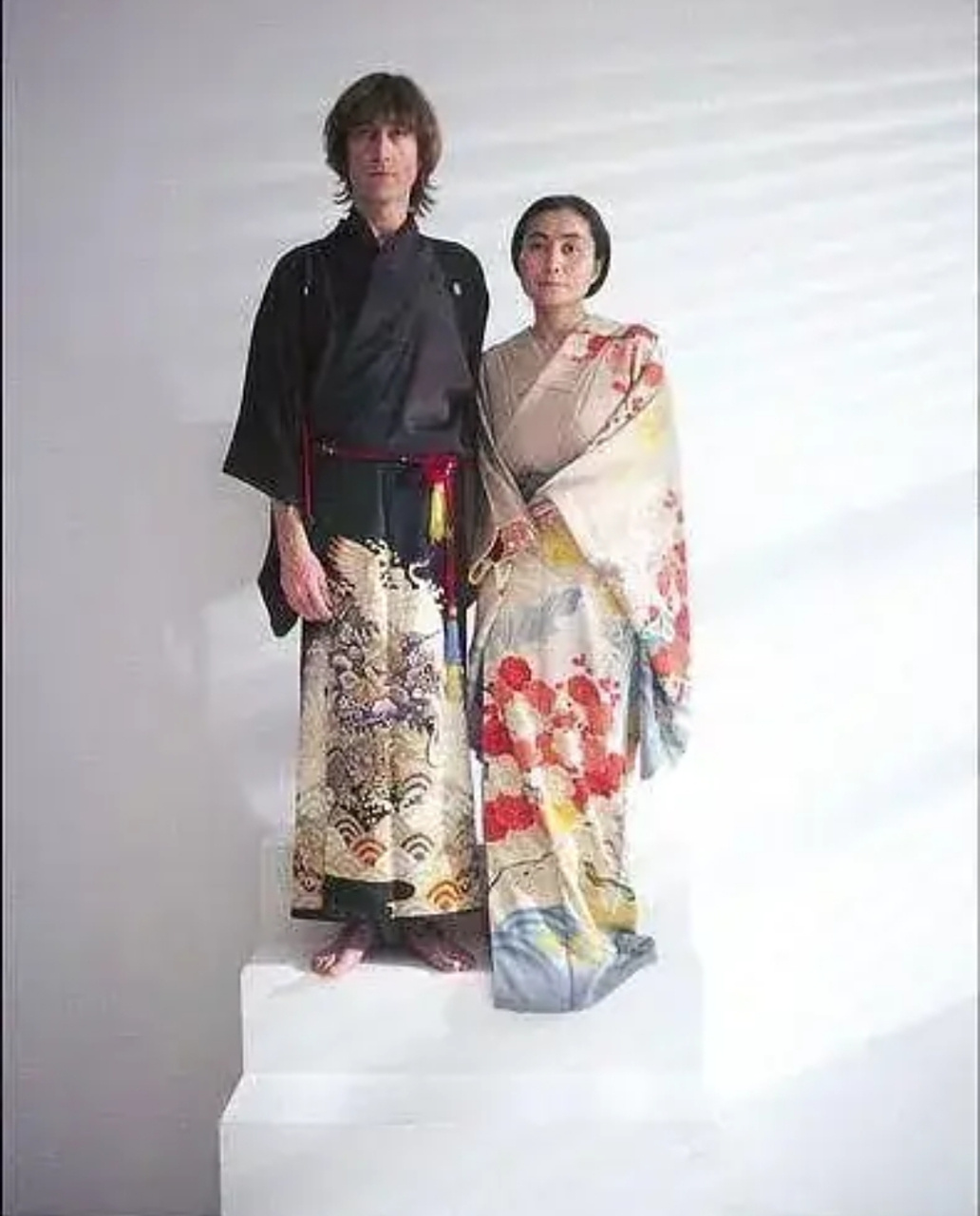 1980年11月26日,约翰·列侬 (john lennon) 和小野洋子  (yoko ono)