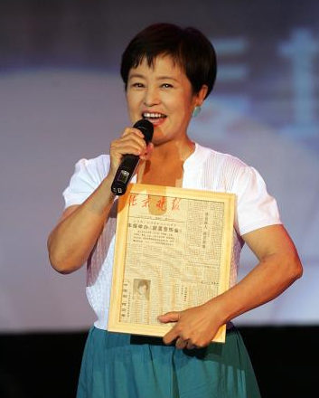 朱明瑛的儿子王珏:心疼离异单身母亲,经营好婚姻就是最大的孝心